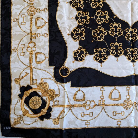 ITALIAN SQUARE SILK SCARF 100% Italy Black Gold White Key Keys Crown Women's - Picture 4 of 6